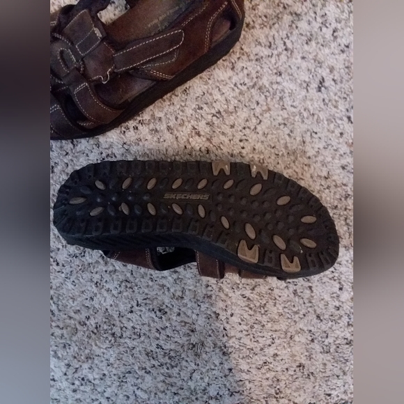 Skechers Shape-ups 8.5 - Picture 5 of 7